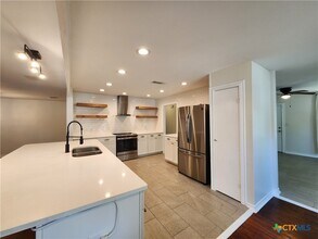 521 Willow Ave in New Braunfels, TX - Building Photo - Building Photo