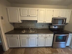 1103 Lake Mont Ct in Fayetteville, NC - Building Photo - Building Photo