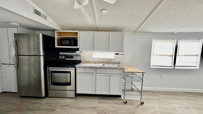 23 Fairview Dr N in Haines City, FL - Foto de edificio - Building Photo