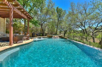 9556 Indigo Brush Dr in Austin, TX - Building Photo - Building Photo