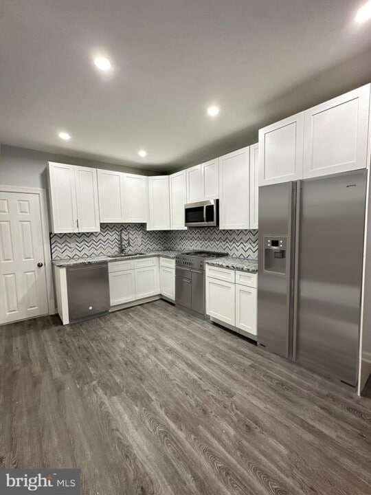 1549 N Newkirk St in Philadelphia, PA - Building Photo