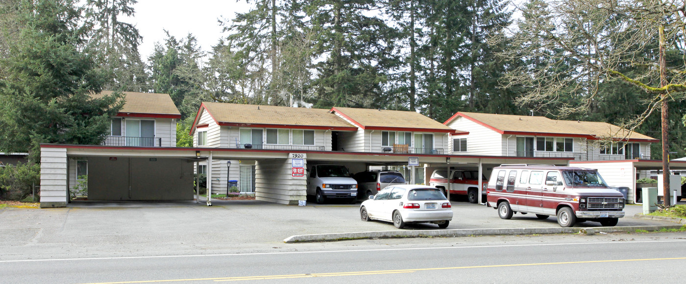 Washington Terrace in Lakewood, WA - Building Photo