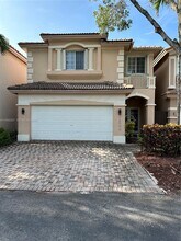 11344 NW 72nd Ln in Doral, FL - Building Photo - Building Photo