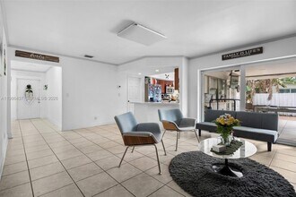 4306 Johnson St in Hollywood, FL - Building Photo - Building Photo