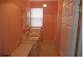 23 S Weymouth Ave in Ventnor City, NJ - Building Photo - Building Photo