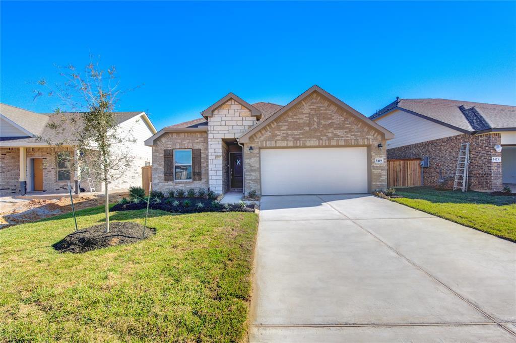 5419 Tourmaline Wy in Brookshire, TX - Building Photo