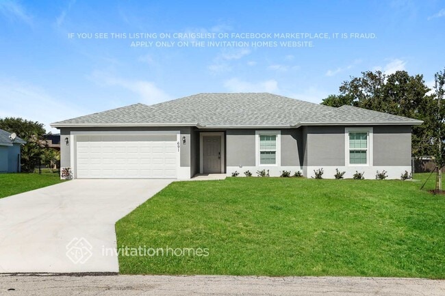 property at 691 SW Hillsboro Cir