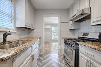 3520 Tangle Terrace in Dallas, TX - Building Photo - Building Photo