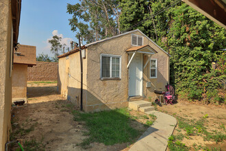 3844 E 9th St in Pomona, CA - Building Photo - Building Photo