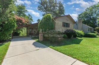 2618 Stirrup Ln in Alexandria, VA - Building Photo - Building Photo