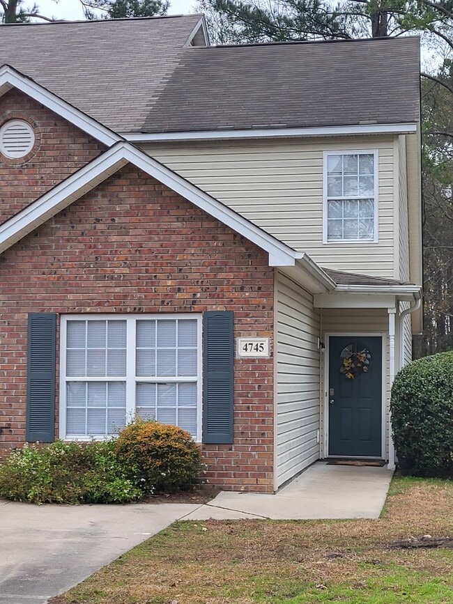 property at 4745 Skillmaster Ct