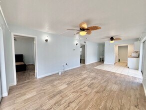 1550 11th St NE in Winter Haven, FL - Foto de edificio - Building Photo