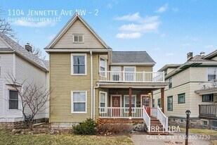 1104 Jennette Ave NW in Grand Rapids, MI - Building Photo