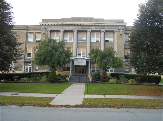 Majestic Apartments in Herkimer, NY - Foto de edificio - Building Photo