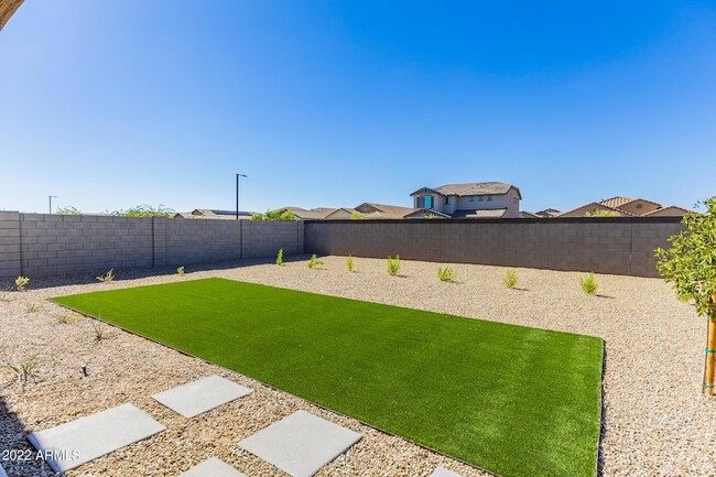 17580 W Country Club Terrace in Surprise, AZ - Building Photo - Building Photo