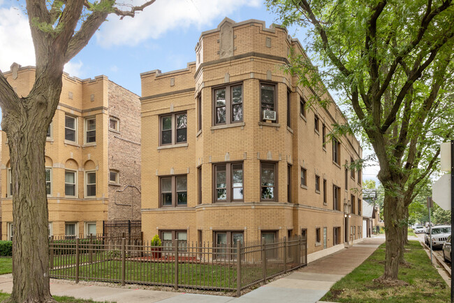 4206 N Linder Ave in Chicago, IL - Building Photo - Building Photo