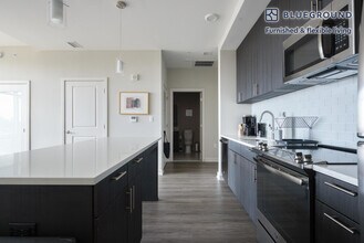 7480 Birdwood Ave in Tysons, VA - Building Photo - Building Photo