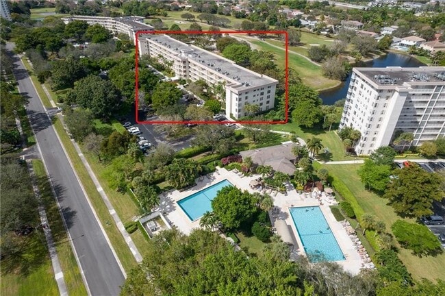 property at 3503 Oaks Way