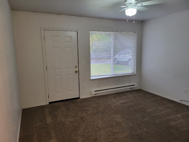 1321 H St in Rupert, ID - Building Photo - Building Photo