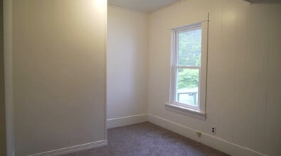 716 Park Lane in Pulaski, VA - Building Photo - Building Photo
