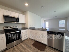 2430 River Valley Cir in Bullhead City, AZ - Building Photo - Building Photo