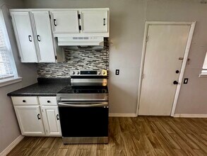 1504 Red Fox Rd in Wichita Falls, TX - Building Photo - Building Photo