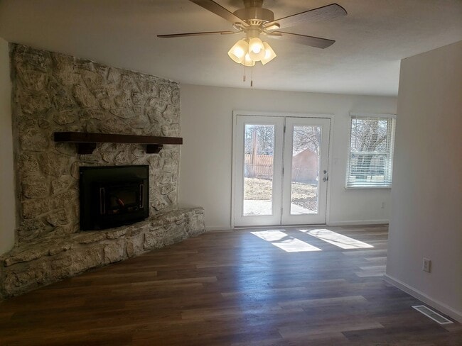 1424 E Hanover St in Springfield, MO - Building Photo - Building Photo