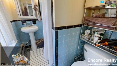 1063 Beacon St, Unit 4 in Brookline, MA - Building Photo - Building Photo