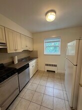 7 Charlesbank Rd in Newton, MA - Building Photo - Building Photo
