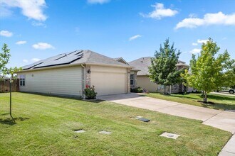 1300 Ferryman Dr in Georgetown, TX - Building Photo - Building Photo