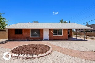 2722 W Tuckey Ln in Phoenix, AZ - Building Photo