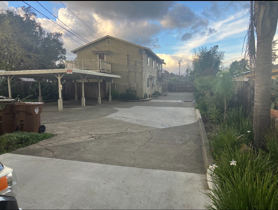 1652 E St, Unit A in Napa, CA - Foto de edificio