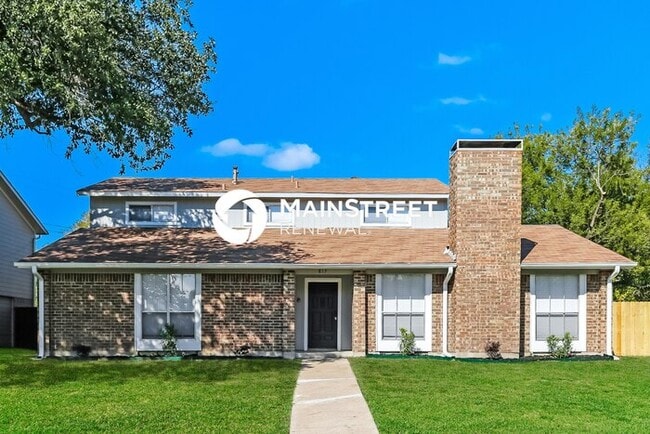 property at 817 Barcelona Cir