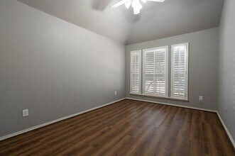 7904 Whispering Tree Ln in Plano, TX - Building Photo - Building Photo