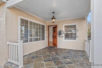 855 N 17th St in San Jose, CA - Foto de edificio - Building Photo