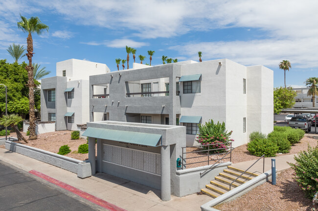 Vaseo Apartments in Phoenix, AZ - Building Photo - Building Photo