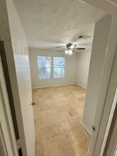 16782 Fallen Timbers Dr in Conroe, TX - Building Photo - Building Photo