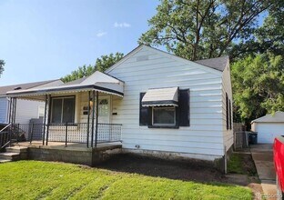 1761 E Milton Ave in Hazel Park, MI - Building Photo - Building Photo