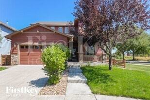 10518 Ouray St in Commerce City, CO - Building Photo