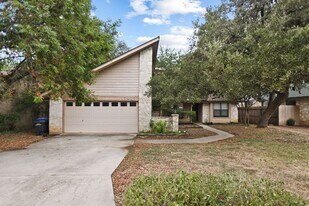 13823 Chisom Creek Dr in San Antonio, TX - Building Photo