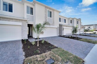 9038 Mulligan Is Ln in Davenport, FL - Building Photo - Building Photo