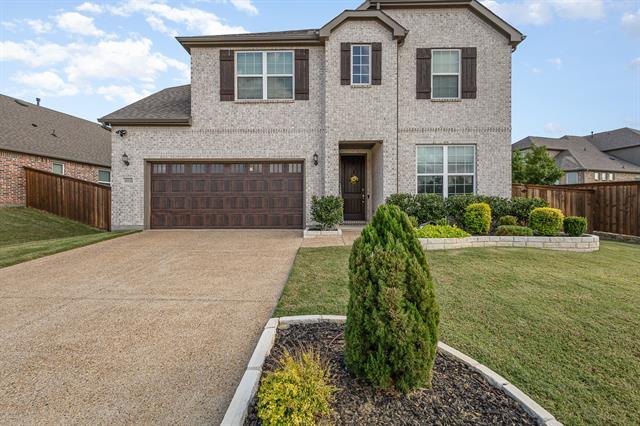 property at 2112 Victory Ln