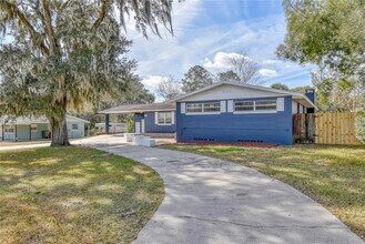 1828 SE Lake Weir Ave in Ocala, FL - Building Photo - Building Photo
