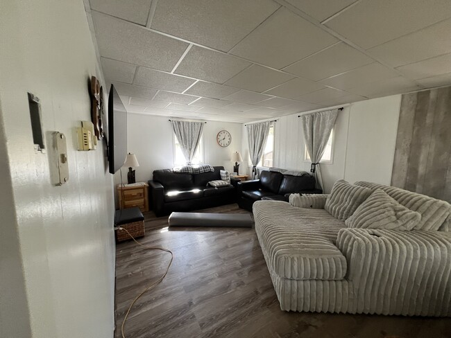 property at 469 Birchwood Hts