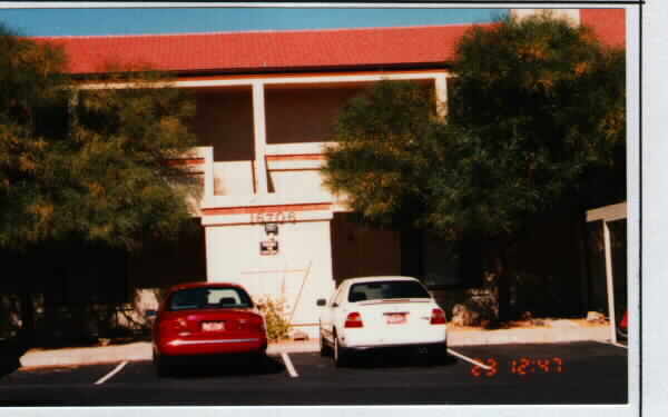 16706 N Almont in Fountain Hills, AZ - Foto de edificio