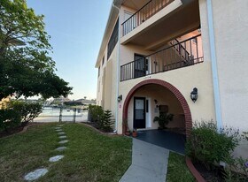 1204 Spanish Cay Ln in Punta Gorda, FL - Building Photo