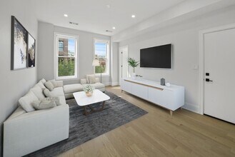 1241 N Bosworth Ave in Chicago, IL - Building Photo - Building Photo
