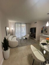 79 ave 53st Ave in Doral, FL - Building Photo - Building Photo