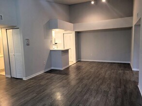 4197 N Haverhill Rd in West Palm Beach, FL - Building Photo - Building Photo