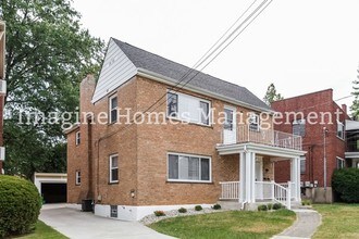 4168 Paxton Woods Ln in Cincinnati, OH - Building Photo - Building Photo